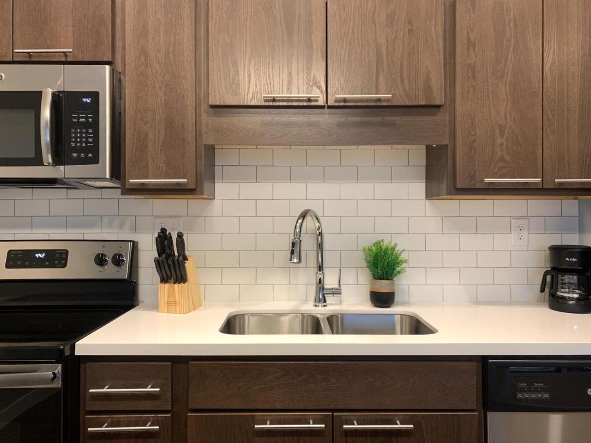 Sleepover Premier Downtown Des Moines Apartments Экстерьер фото