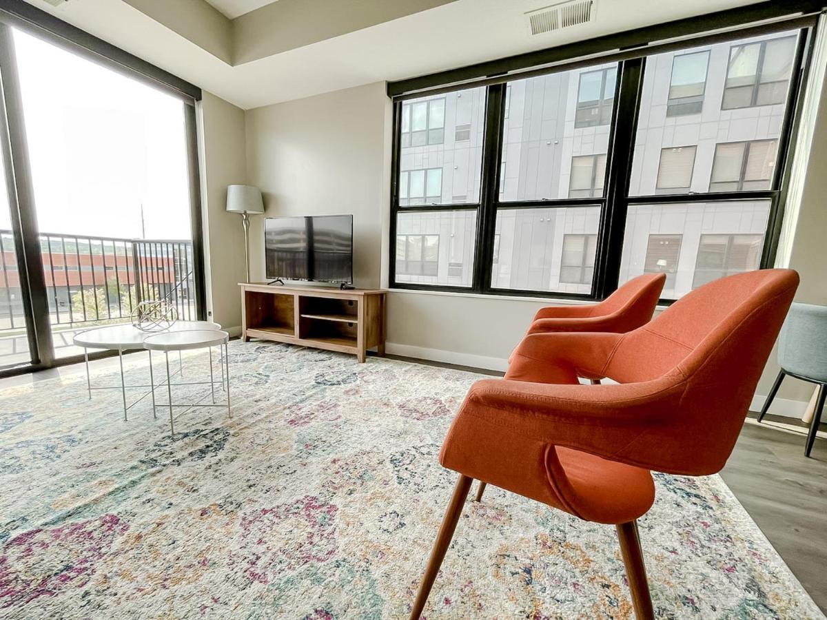 Sleepover Premier Downtown Des Moines Apartments Экстерьер фото