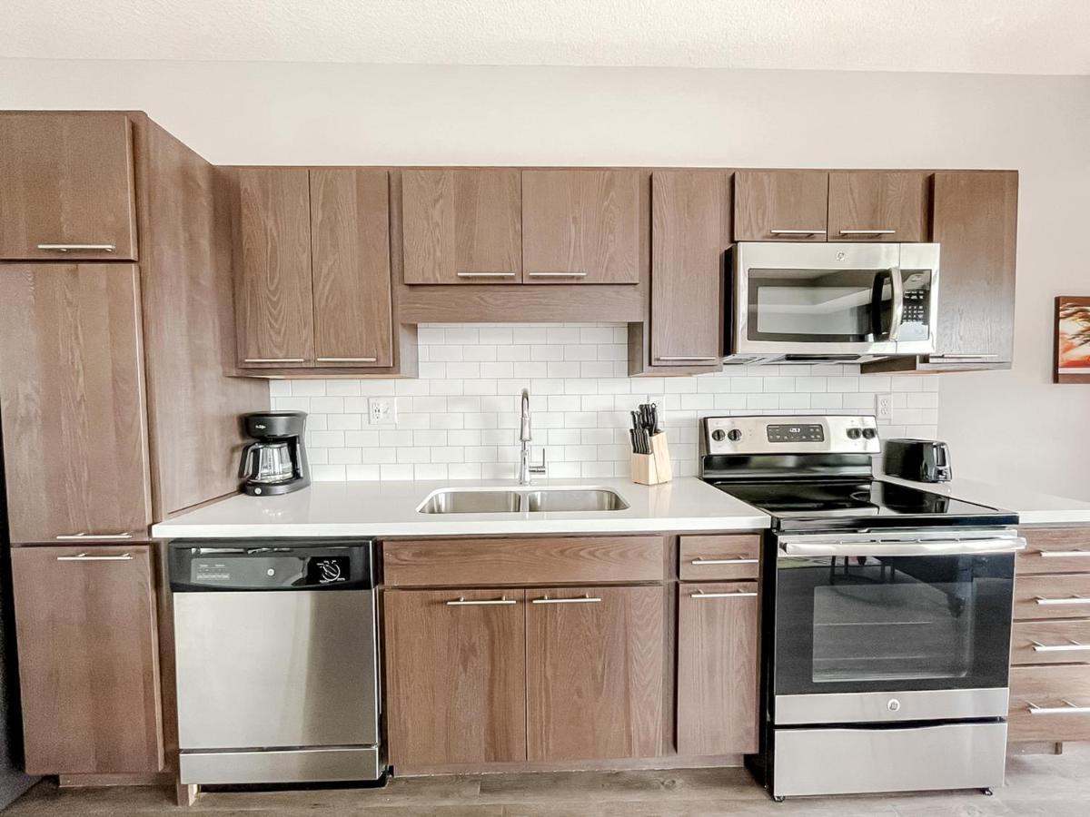 Sleepover Premier Downtown Des Moines Apartments Экстерьер фото